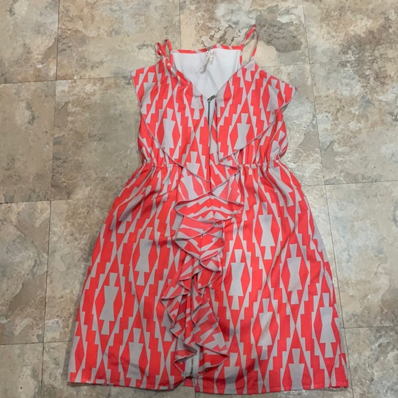 Dress - Picture 1 of 3